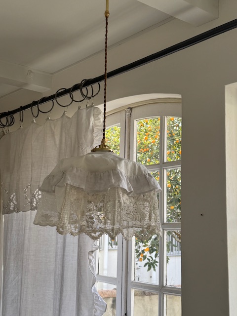 ランプ用カバー A-003D 新入荷アイテム/ホームファブリック フランスアンティーク 24,900円(税込み27,390円)