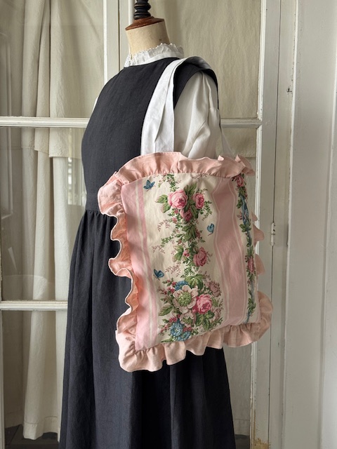 花柄バッグ A-053 新入荷アイテム/ファッション フランスアンティーク 23,900円（税込み26,290円）