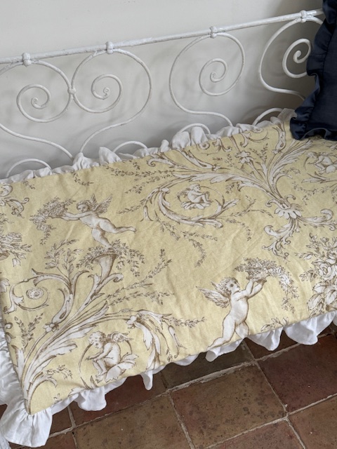 マルチカバー A-056 ホームファブリック/新入荷アイテム フランスアンティーク 31,900円（税込み35,090円）