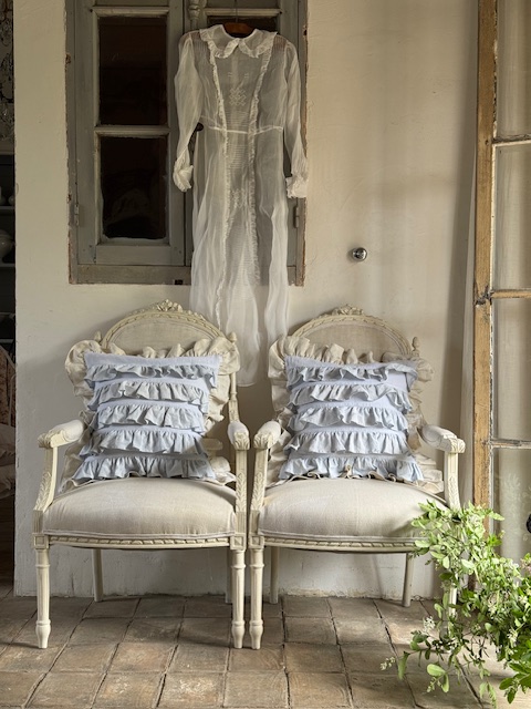 クッションカバー A-069A 新入荷アイテム/ホームファブリック フランスアンティーク 22,900円（税込み25,190円）