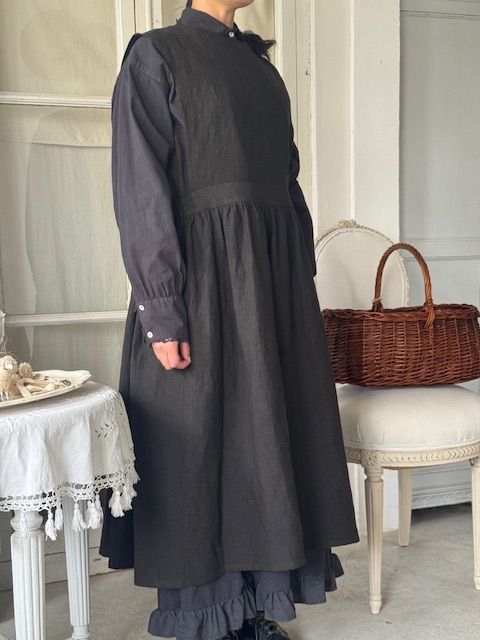 エプロンワンピース DF-EP1-3BK 新入荷アイテム/ファッション フランスアンティーク 22,900円(税込み25,190円)
