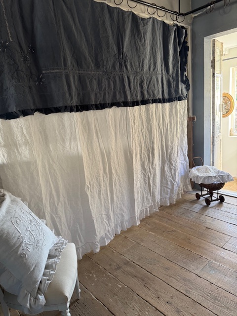 リネンカーテン I-389 新入荷アイテム/ホームファブリック フランスアンティーク 37,000円（税込み40,700円）