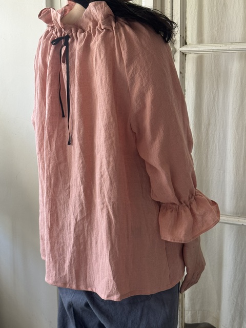 マダムローズのトップス ROSE-DI-115F 新入荷アイテム/ファッション フランスアンティーク 21,000円（税込み23,100円）