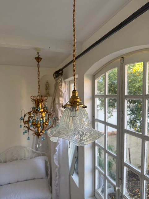 オパリンヌランプ T-26B 新入荷アイテム/照明 フランスアンティーク 26,900円(税込み29,590円)