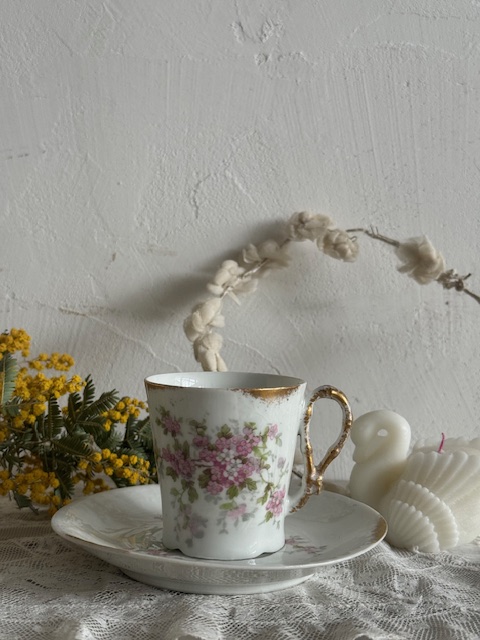 カップ＆ソーサー T-278B 新入荷アイテム/キッチン雑貨 フランスアンティーク 4,800円（税込み5,280円）