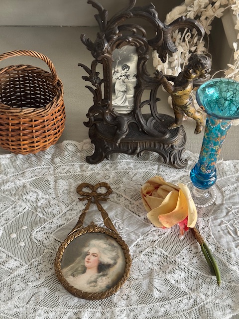 ドームガラス装飾オブジェ U-119 新入荷アイテム/インテリア雑貨 フランスアンティーク 16,000円（税込み17,600円）