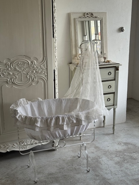 天蓋付きゆりかご U-341 新入荷アイテム/小型家具 フランスアンティーク Sold out