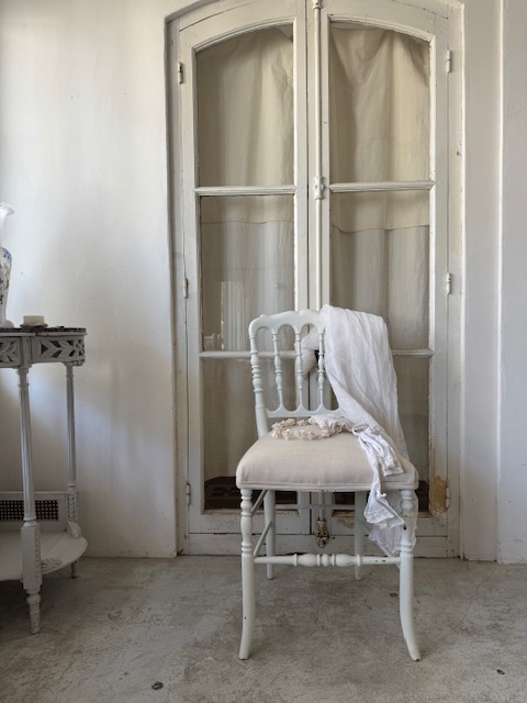 ホワイトナポレオンチェア V-125 イス/新入荷アイテム フランスアンティーク Sold out