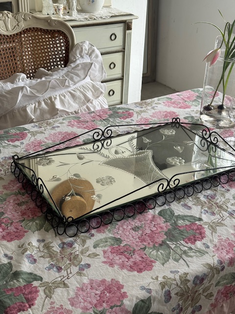 ミラートレイ V-200 新入荷アイテム/インテリア雑貨 フランスアンティーク 24,000円(税込み26,400円)