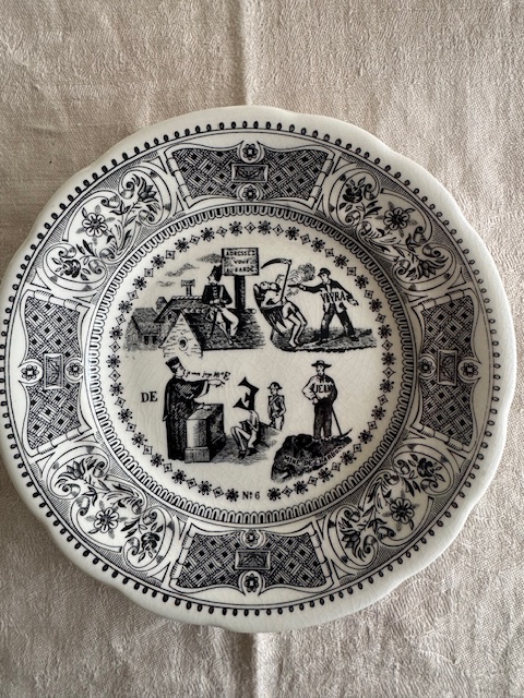 ジアンプレート V-254F キッチン雑貨/新入荷アイテム フランスアンティーク 5,900円（税込み6,490円）