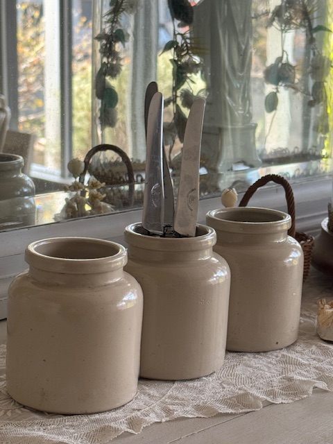 マスタードポット　小 V-292B 新入荷アイテム/キッチン雑貨 フランスアンティーク 4,200円（税込み4,620円）