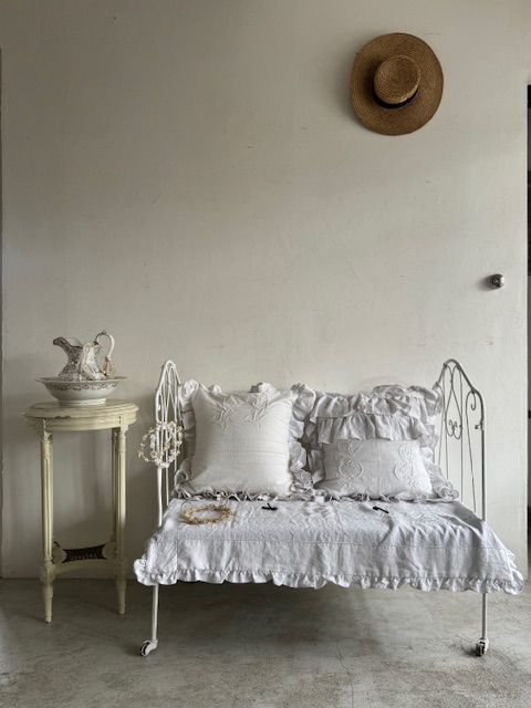 アイアン ベビーベッドソファー V-37A 新入荷アイテム/イス フランスアンティーク Sold out